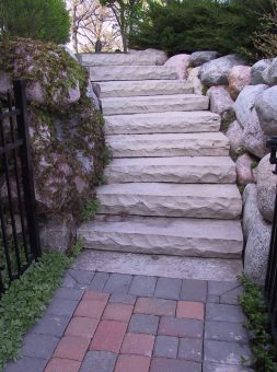 Outdoor stairs installation
